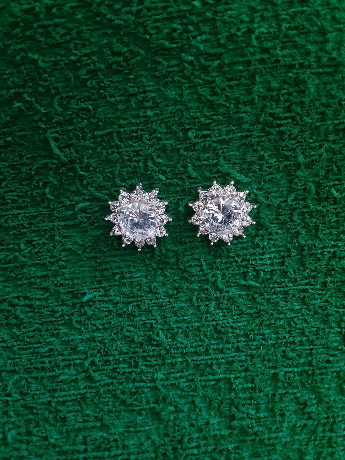 Flower-Shaped Earring