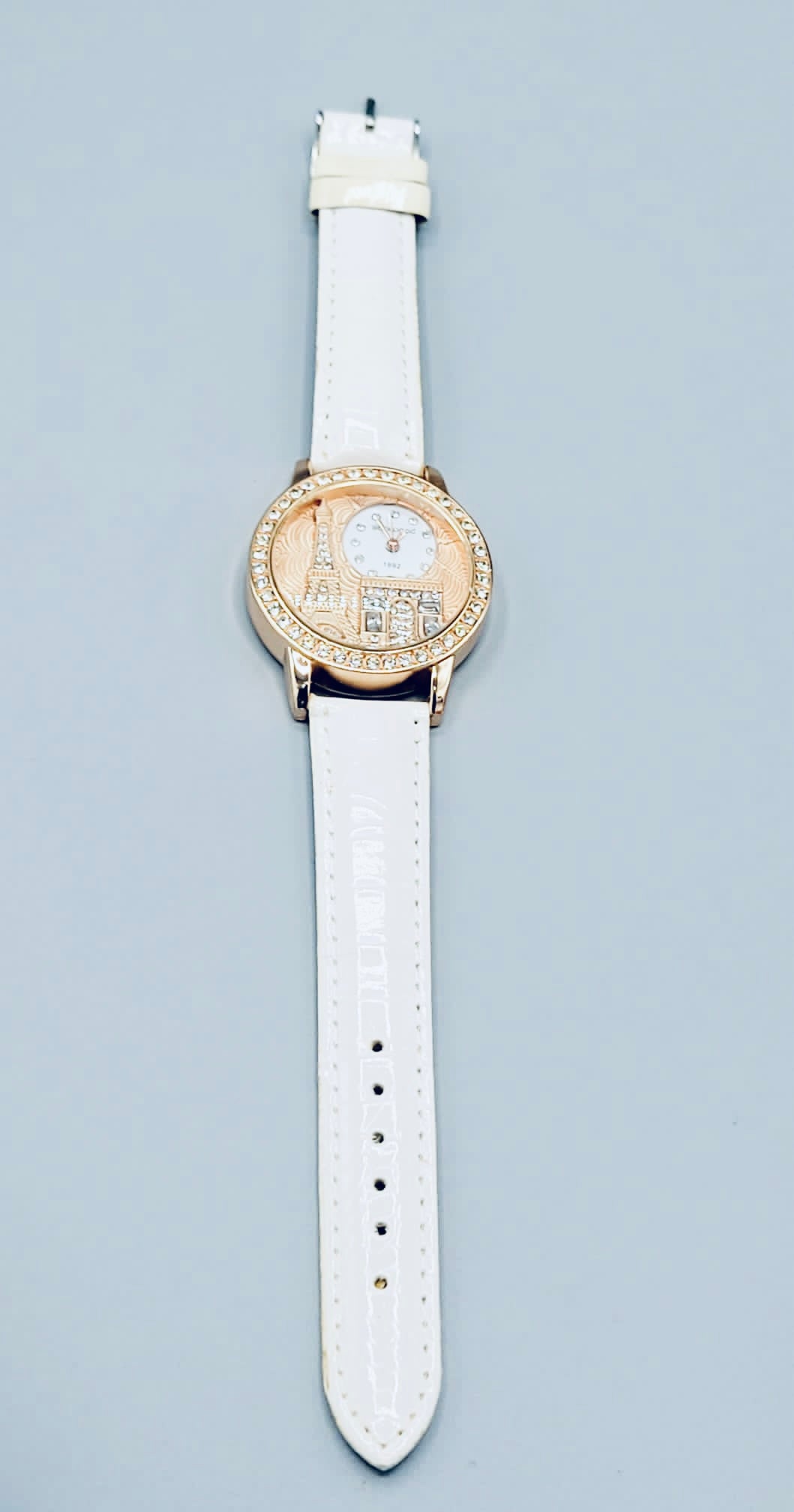 White Circle-Shaped Watch (Rose Gold)