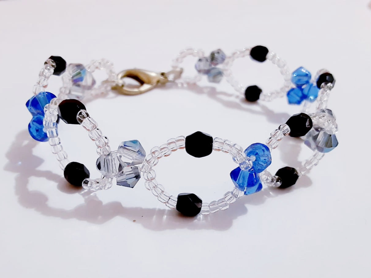 Three Bicone Bracelet (Swarovski And Crystal Checo)