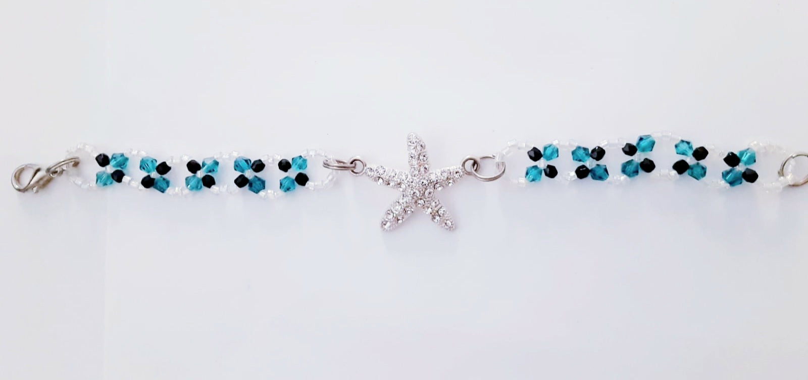 X-Shaped Star Bracelet