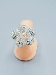 White Star-Shaped Rhinestone Ring