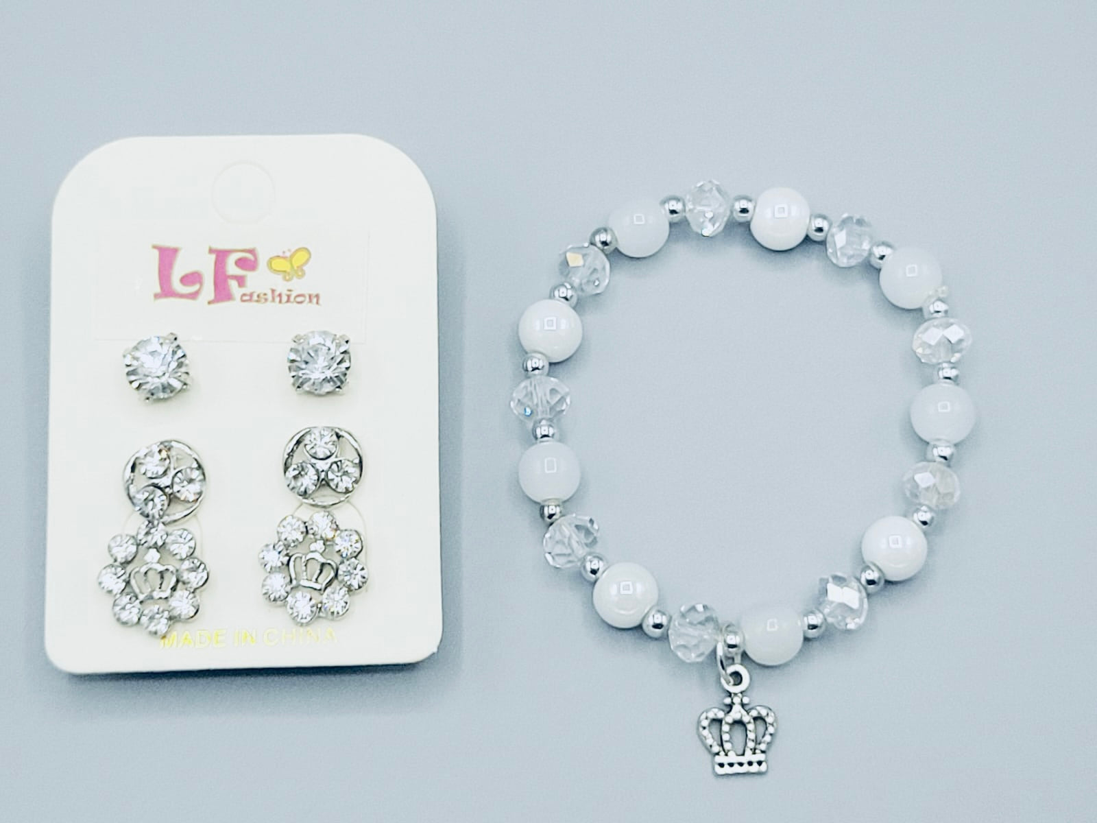 White And Clear Crown Set